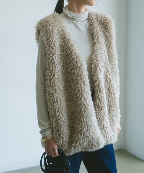 VANNIE U（ヴァニーユー）の「プードルファーベスト（ベスト・レディース・ベージュ/アイボリー・FREE）」の17枚目の写真