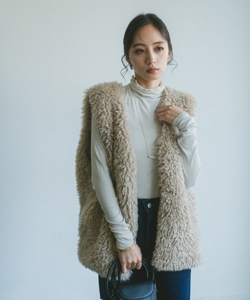 VANNIE U（ヴァニーユー）の「プードルファーベスト（ベスト・レディース・ベージュ/アイボリー・FREE）」の18枚目の写真