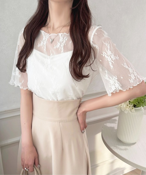 apres jour(アプレジュール)の「カップ付きキャミ+レースプルオーバー【ZOZOTOWN限定アイテム】(Tシャツ/カットソー・レディース・アイボリー/オフホワイト/ブラック・フリー/X-LARGE)」の2枚目の写真