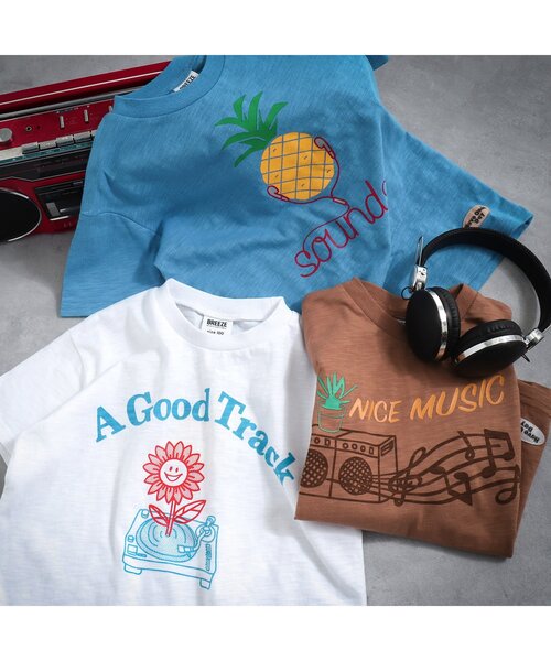 BREEZE(ブリーズ)の「3色3柄ミュージックTシャツ(Tシャツ/カットソー・キッズ・オフホワイト/ブルー/キャメル・90/100/110/120/130/140/150)」の6枚目の写真