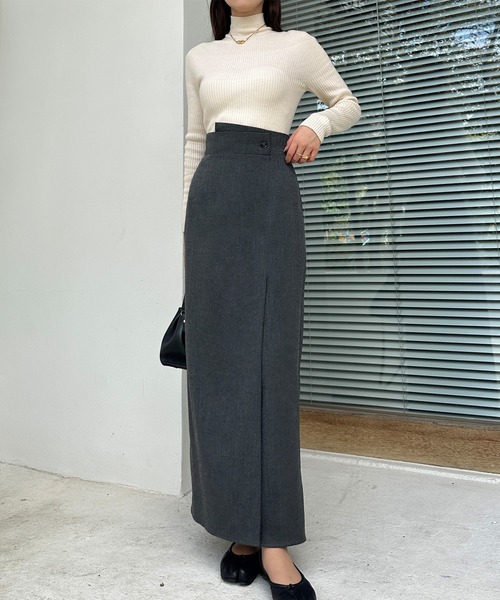 Louere（ルエレ）の「薄手ヘリンボーンタイトラップ風スカート