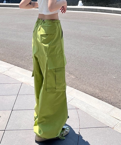 deux amour（ドゥーザムール）の「ドロストワイドカーゴパンツ（カーゴパンツ・レディース・ブラック/グリーン・FREE）」の9枚目の写真