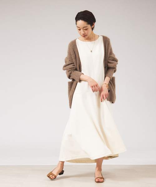 qualite(カリテ)の「ブークレ×タフタロングワンピース(ワンピース・レディース・アイボリー/ブラック・38/34)」の6枚目の写真