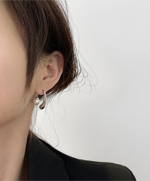 LA VORAGINE（ラ ヴォラジネ）の「金属アレルギー対応エコパールピアス(両耳用)（ピアス（両耳用）・レディース・シルバー/ゴールド・FREE）」の5枚目の写真