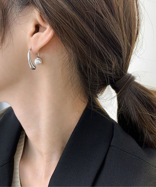 LA VORAGINE（ラ ヴォラジネ）の「金属アレルギー対応エコパールピアス(両耳用)（ピアス（両耳用）・レディース・シルバー/ゴールド・FREE）」の6枚目の写真