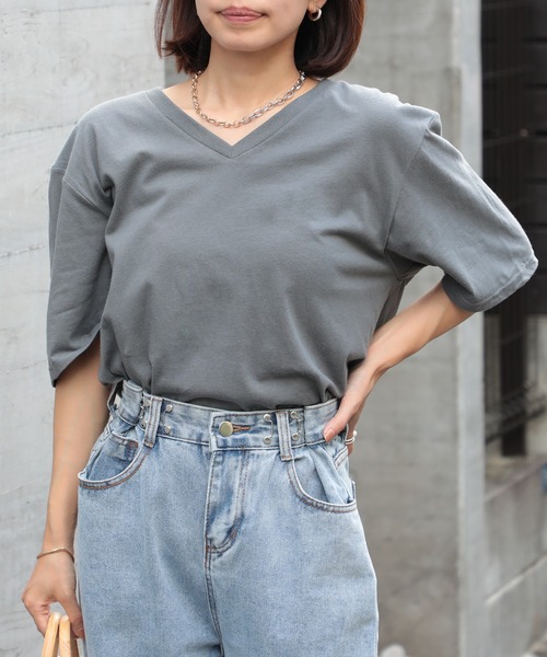GILDAN(ギルダン)の「【GILDAN】4.5 oz ソフトスタイルVネック Tシャツ ※64V00 MURS(Tシャツ/カットソー・メンズ・チャコールグレー/グレー/ブラック/ネイビー/ホワイト/レッド・S/M/L/XL)」の15枚目の写真