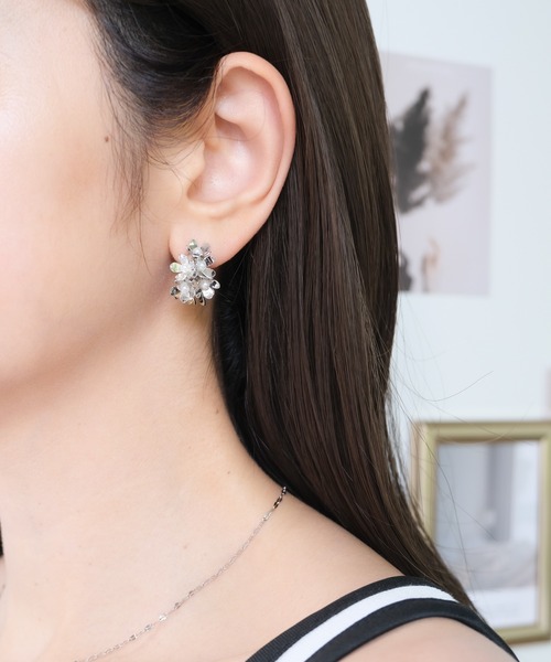 ENOA（エノア）の「フラワーピアス（ピアス（両耳用））」 - WEAR
