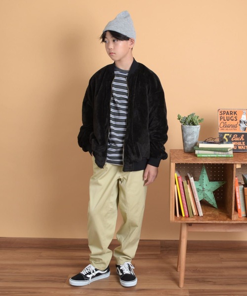 GLAZOS（グラソス）の「【リバーシブル】裏ボア・MA-1（ブルゾン・キッズ・カーキ/ブラック・140cm/150cm/160cm/170cm）」の4枚目の写真
