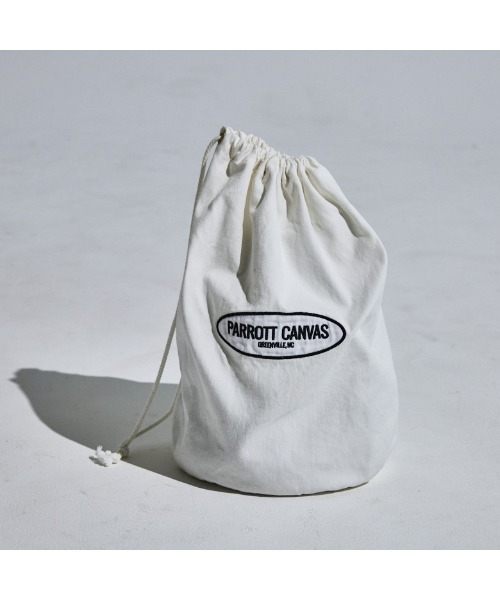 PARROTT CANVAS（パロットキャンバス）の「SHOES BAG/キャンバス巾着バッグ（ショルダーバッグ・レディース・ホワイト/ネイビー・ONE SIZE）」の3枚目の写真