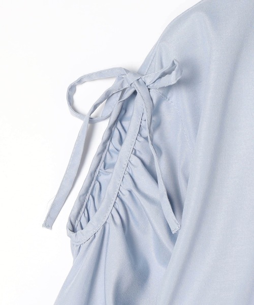 179/WG(イチナナキュウダブルジー)の「ヒヨク刺繍カッティングシャツ(シャツ/ブラウス・レディース・チャコールグレー/ブルー/オフホワイト・MEDIUM)」の9枚目の写真