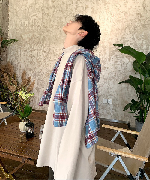 neos（ネオス）の「【neos -addictive design-】ルーズシルエット ハイネック ピーチ起毛 ロングスリーブ プルオーバー（Tシャツ/カットソー・メンズ・ブラック/ベージュ/ホワイト・X-LARGE/LARGE/MEDIUM）」の16枚目の写真