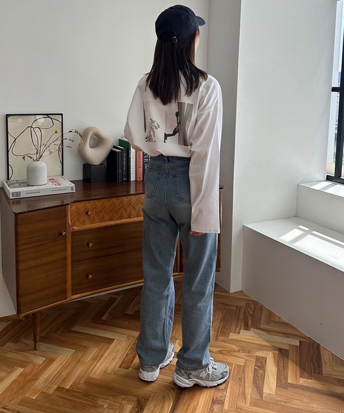 LE MORE(リモア)の「オーバーサイズフォトプリントロンT(Tシャツ/カットソー・レディース・ホワイト系その他/ホワイト系その他2・FREE)」の13枚目の写真