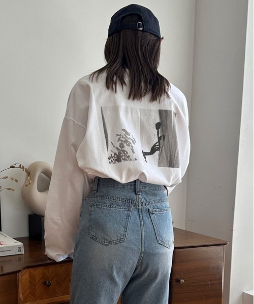 LE MORE(リモア)の「オーバーサイズフォトプリントロンT(Tシャツ/カットソー・レディース・ホワイト系その他/ホワイト系その他2・FREE)」の14枚目の写真