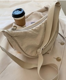 Coo+i（クーイ）の「三日月ナイロンショルダーバッグ（ショルダーバッグ）」