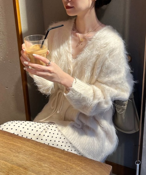 one after another NICE CLAUP(ワンアフターアナザーナイスクラップ)の「マシュマロ女子ロングカーディガン(カーディガン/ボレロ・レディース・アイボリー/グレー/チャコールグレー/ピンク・FREE)」の13枚目の写真