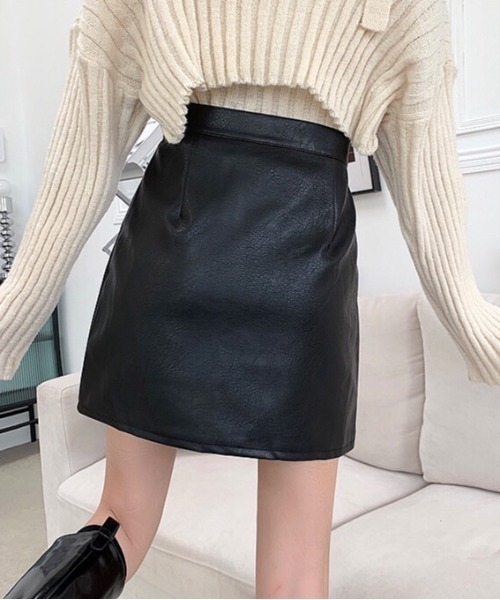 SHEENA(シーナ)の「エコレザーリングジップミニスカート(スカート・レディース・ブラック・L/S/M)」の5枚目の写真