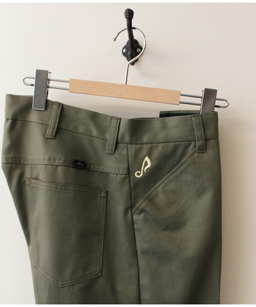 ROTAR(ローター)の「Note Embroidery Work Pants / ワークパンツ(チノパンツ・メンズ・ブラウン/ネイビー/ブラック/カーキ・LARGE/MEDIUM)」の22枚目の写真