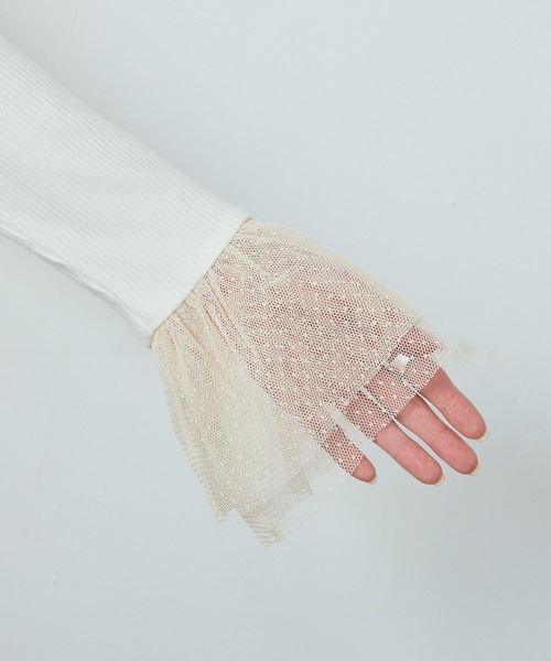 PUAL CE CIN（ピュアルセシン）の「袖口ドットチュールテレコカットソー（Tシャツ/カットソー・レディース・ブラック/アイボリー・FREE）」の11枚目の写真