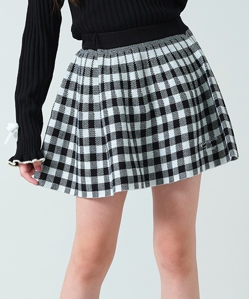 by LOVEiT(バイラビット)の「ニットスカート(スカート・キッズ・レッド/レッド系その他/ブラック・160cm/130cm/140cm/120cm/150cm)」の2枚目の写真