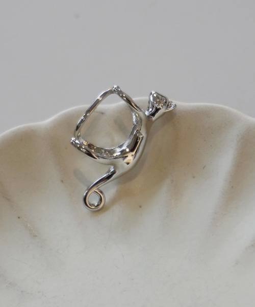 Port（ポート）の「猫 デザイン イヤーカフ / キャット イヤカフ / ねこ #（イヤーカフ・レディース・シルバー/ゴールド・FREE）」の5枚目の写真