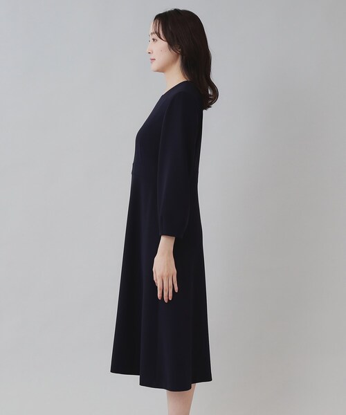 UNTITLED（アンタイトル）の「◆【セレモニー／セットアップ可能／洗える】TWC フィット＆フレアワンピース（ワンピース・レディース・ブラック/ナチュラル/ネイビー/ベージュ系その他7・00/01/02/03/04/42/44/46/48/50）」の8枚目の写真