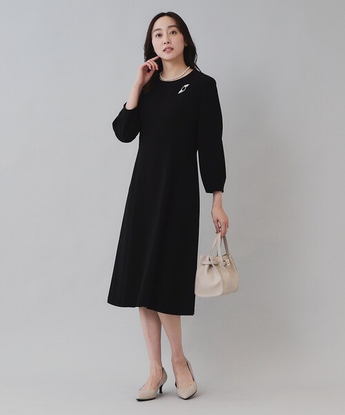 UNTITLED（アンタイトル）の「◆【セレモニー／セットアップ可能／洗える】TWC フィット＆フレアワンピース（ワンピース・レディース・ブラック/ナチュラル/ネイビー/ベージュ系その他7・00/01/02/03/04/42/44/46/48/50）」の16枚目の写真