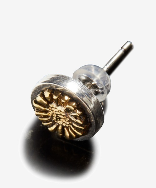 rehacer(レアセル)の「rehacer : Flower Tiny Earrings / フラワー タイニー ピアス(ピアス(片耳用)・メンズ・その他2/その他1/その他3・FREE)」の6枚目の写真