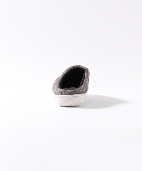 SUBU(スブ)の「【SUBU / スブ】×【Nestwell / ネストウェル】SANDAL(スニーカー・メンズ・チャコールグレー/ブラック・3/2)」の4枚目の写真