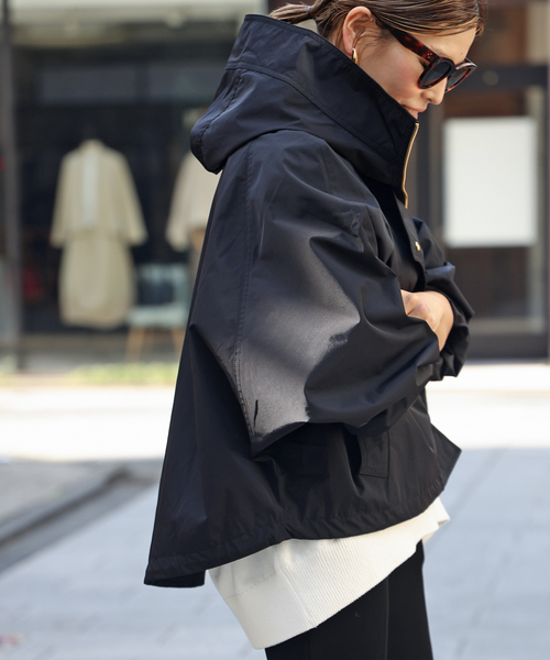 Deuxieme Classe(ドゥーズィエムクラス)の「【LIBERADD/リベラド】 HOODIE ブルゾン(ナイロンジャケット・レディース・ブラック/キャメル・FREE)」の6枚目の写真