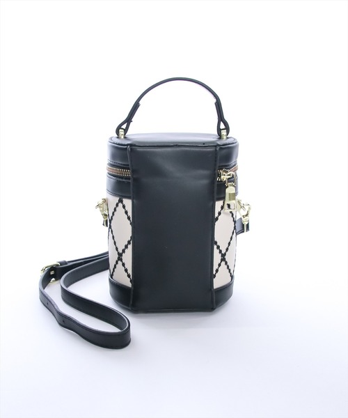 clear（クリア）の「配色バケツバッグ≪2024SS≫（ハンドバッグ・レディース・オフホワイト/ブラック・F）」の8枚目の写真