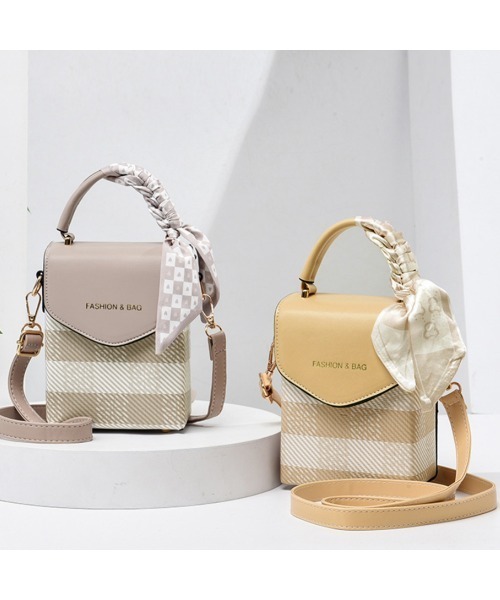 Miniministore（ミニミニストア）の「ミニショルダーバッグ スカーフ付き 縦型（ショルダーバッグ・レディース・ミント/ベージュ/ブラック/ピンク/イエロー/サックスブルー・FREE）」の12枚目の写真