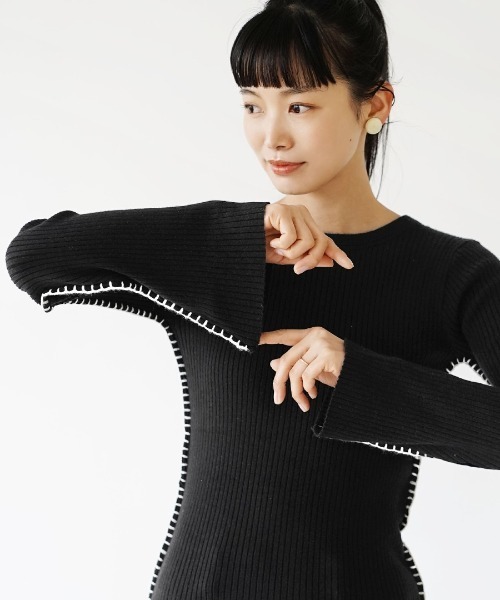 e-zakkamania stores（イーザッカマニアストアーズ）の「2WAY ブランケットステッチ フレアスリーブ リブカットソー（Tシャツ/カットソー・レディース・アイボリー/ブラック・フリー）」の15枚目の写真