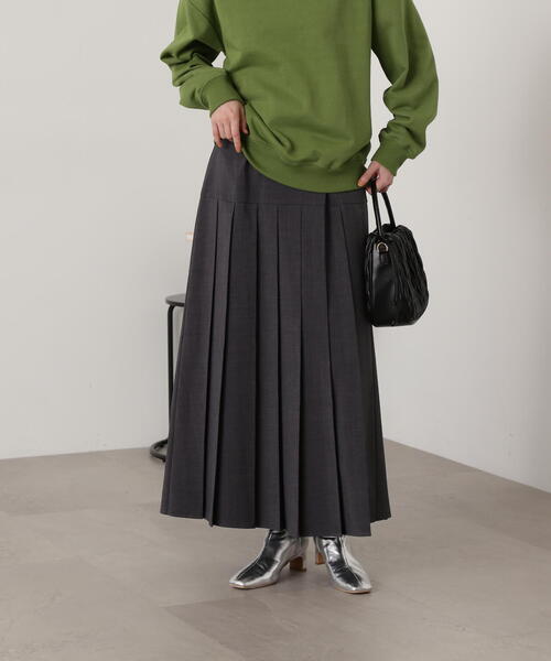 N.（N. Natural Beauty Basic）（エヌエヌナチュラルビューティーベーシック）の「◆【S Size Line】ロングプリーツスカート（スカート・レディース・ベージュ/グレー・SMALL/MEDIUM）」の4枚目の写真