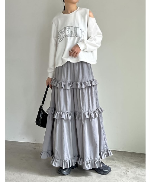 Re:EDIT(リエディ)の「裏毛刺繍ロゴ肩スリットあきショート丈トップス(スウェット・レディース・ホワイト/チャコールグレー/杢グレー・MEDIUM/LARGE)」の13枚目の写真