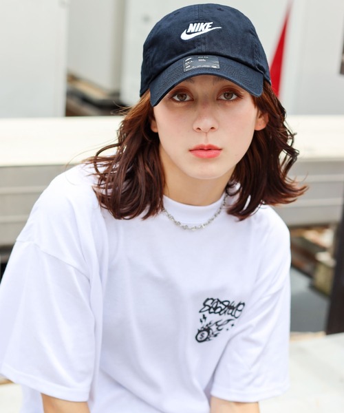 NIKE（ナイキ）の「【NIKE/ナイキ】ワンポイント刺繍ロゴキャップ/ユニセックス/ストリートコーデに（キャップ・メンズ・ホワイト/ブラック/グリーン/オフホワイト/ブラック系その他・ONESIZE）」の9枚目の写真