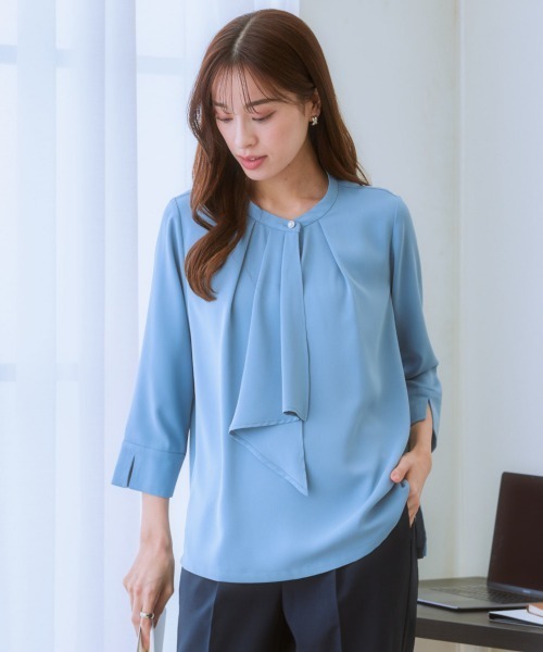 7days Life Styling(セブンデイズライフスタイリング)の「フレアボウタイ7分袖ブラウス(しわになりにくい・UVカット)(シャツ/ブラウス・レディース・サックスブルー系/ベージュ/オフホワイト・M/L/LL)」の12枚目の写真