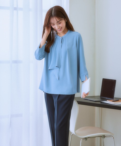7days Life Styling(セブンデイズライフスタイリング)の「フレアボウタイ7分袖ブラウス(しわになりにくい・UVカット)(シャツ/ブラウス・レディース・サックスブルー系/ベージュ/オフホワイト・M/L/LL)」の17枚目の写真