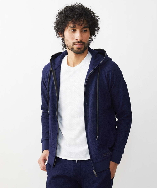 MICHEL KLEIN HOMME (ミッシェルクランオム)の「ブランドロゴ刺繍入りニットパーカー セットアップ(パーカー・メンズ・ブラック/ネイビー・MEDIUM/LARGE/X-LARGE)」の11枚目の写真