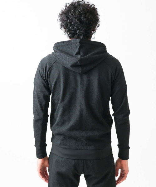 MICHEL KLEIN HOMME (ミッシェルクランオム)の「ブランドロゴ刺繍入りニットパーカー セットアップ(パーカー・メンズ・ブラック/ネイビー・MEDIUM/LARGE/X-LARGE)」の20枚目の写真