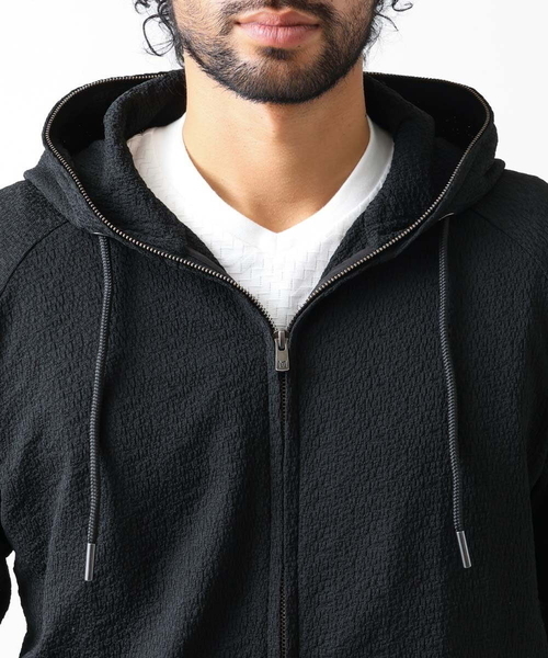 MICHEL KLEIN HOMME (ミッシェルクランオム)の「ブランドロゴ刺繍入りニットパーカー セットアップ(パーカー・メンズ・ブラック/ネイビー・MEDIUM/LARGE/X-LARGE)」の21枚目の写真
