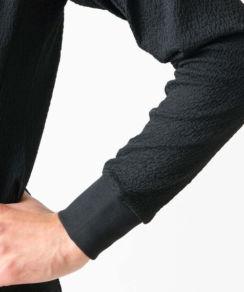 MICHEL KLEIN HOMME (ミッシェルクランオム)の「ブランドロゴ刺繍入りニットパーカー セットアップ(パーカー・メンズ・ブラック/ネイビー・MEDIUM/LARGE/X-LARGE)」の7枚目の写真