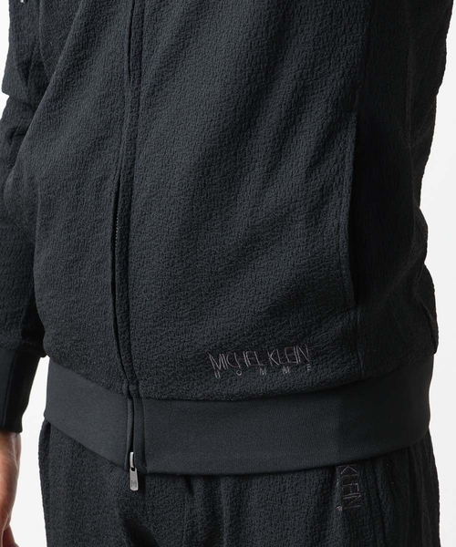 MICHEL KLEIN HOMME (ミッシェルクランオム)の「ブランドロゴ刺繍入りニットパーカー セットアップ(パーカー・メンズ・ブラック/ネイビー・MEDIUM/LARGE/X-LARGE)」の9枚目の写真