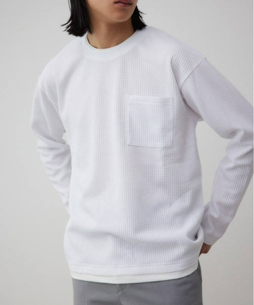 AZUL by moussy(アズールバイマウジー)の「レイヤードロングTシャツ(Tシャツ/カットソー・メンズ・ライトブルー/ブラック/ホワイト・FREE)」の2枚目の写真