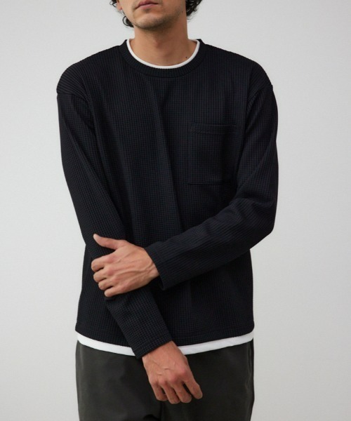 AZUL by moussy(アズールバイマウジー)の「レイヤードロングTシャツ(Tシャツ/カットソー・メンズ・ライトブルー/ブラック/ホワイト・FREE)」の3枚目の写真