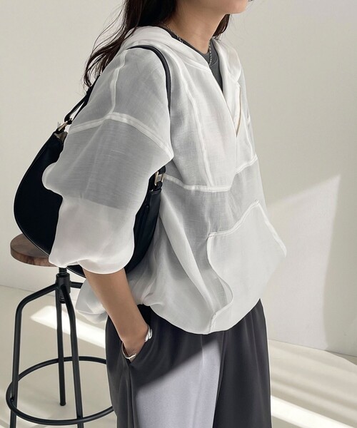 fredy emue（フレディエミュ）の「【新色登場！】シアーアノラックブルゾン（ブルゾン・レディース・ベージュ/オフホワイト/カーキ/グレー・38）」の14枚目の写真