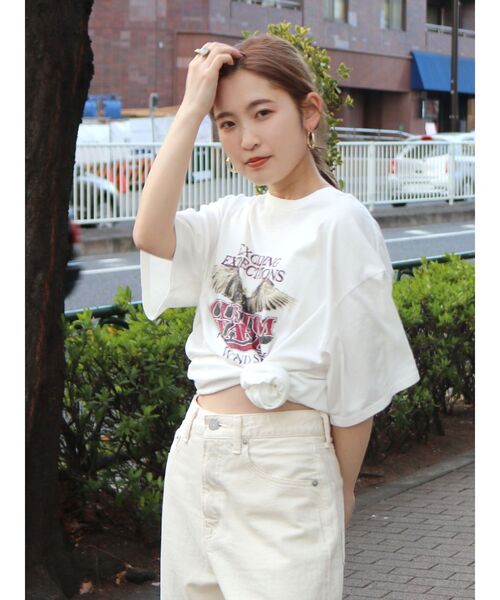 Ungrid（アングリッド）の「ビッグシルエットイーグルTee（Tシャツ/カットソー・レディース・キャメル/チャコールグレー/オフホワイト・FREE）」の7枚目の写真