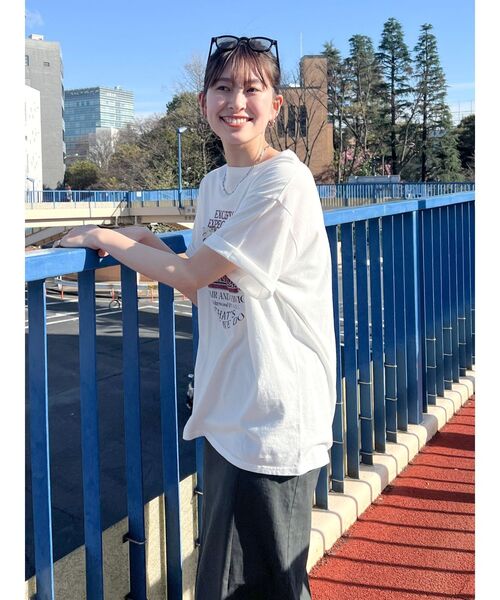 Ungrid（アングリッド）の「ビッグシルエットイーグルTee（Tシャツ/カットソー・レディース・キャメル/チャコールグレー/オフホワイト・FREE）」の19枚目の写真