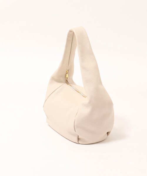 NOLLEY’S(ノーリーズ)の「【LA SCAIA /ラスカイア】◇【WEB限定】ソフトワンショルレザーバッグ(ショルダーバッグ・レディース・ブラック/グレイッシュベージュ/オフホワイト・FREE)」の17枚目の写真