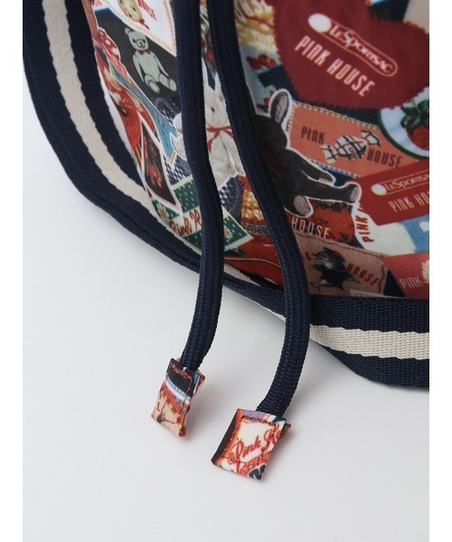 PINK HOUSE（ピンクハウス）の「【 LeSportsac × PINK HOUSE 】DRAWSTRING BUCKET BAG PH Wappen Party（ショルダーバッグ・レディース・ネイビー・フリー）」の8枚目の写真