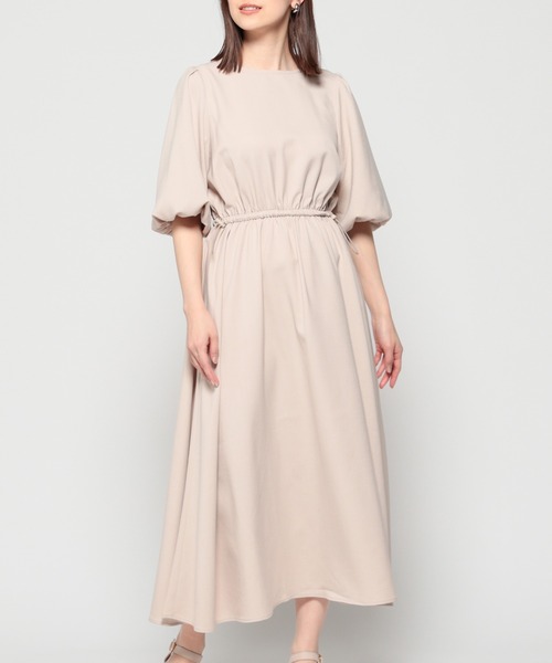 Honeys（ハニーズ）の「ドロスト使いワンピース（ワンピース・レディース・ブラック/ベージュ/ブルー・LL/3L/S/M/L）」の2枚目の写真